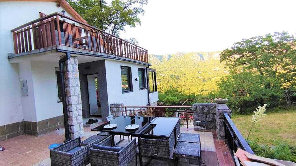 Amazing Sea-Mountain Valley View House With 3 Terraces And Huge Chill Gardens, 5Min From The Sea! Bribir  Eksteriør bilde